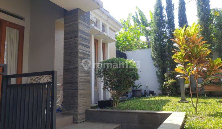 Dijual rumah bagus siap huni, kondisi terawat area Geger Kalong Bandung 2