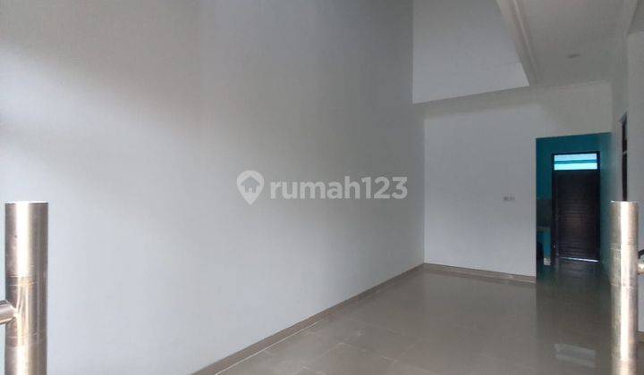 Rumah kpr 2 lantai di jatikramat bekasi deket tol jatibening 3