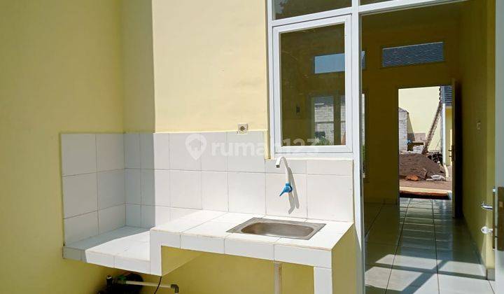 Rumah Baru dekat kota wisata cibubur di Jl.ciangsana SHM 4