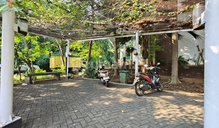 Golf Residence Kemayoran Legal Position With Garden Beside The House 2