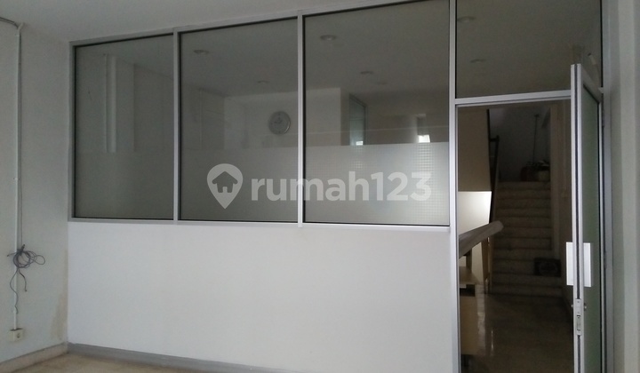 In the Bungur Raya street shop-house complex 2