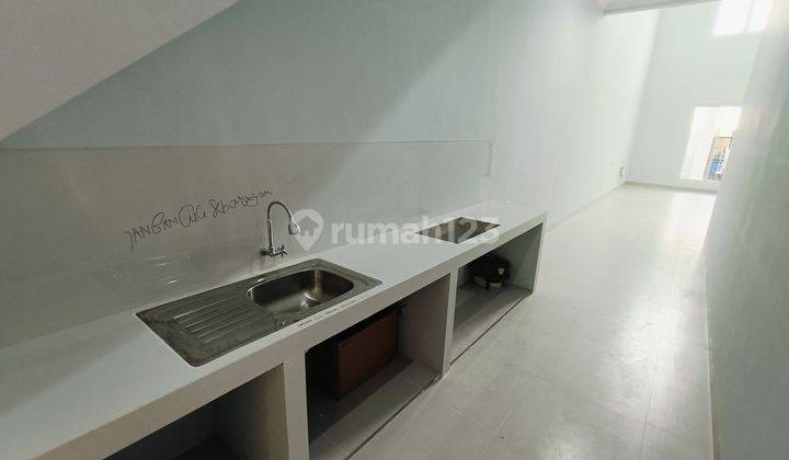 rumah baru minimalis pulomas  2