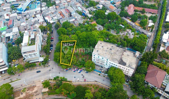 Danau Cincin lebar sekali posisi huk pas di pertigaan jalan danau bisma 1