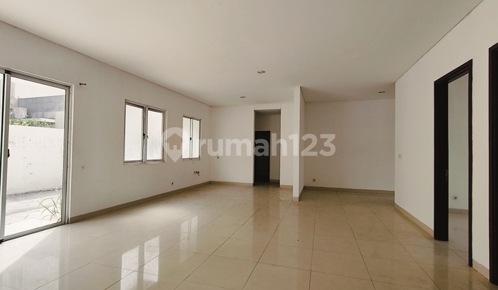 D'banyan JGC Jakarta Garden City , baru 3 tahunan 2