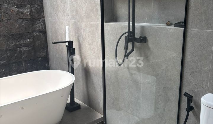 Rumah Classic Kbp Bagus 2