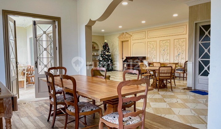 Rumah Mewah Elegant American Classic Kbp