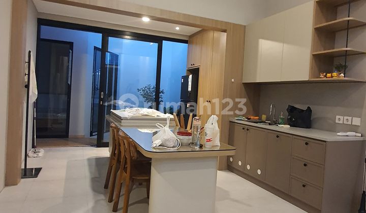 Rumah Kbp Lux Wangsakerta