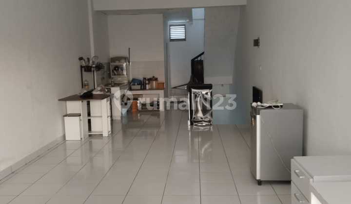 Ruko Mekar Wangi 3 Lantai Daerah Ramai Siap Pakai Ruko Mekar Wangi 3 Lantai Daerah Ramai Siap Pakai