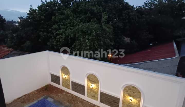 New House Classic Luxury Design Near Andara Cinere Depok 2