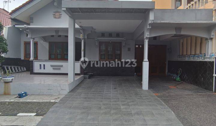 Rumah Dalam Perumahan Pesona khayangan Margonda Depok  2