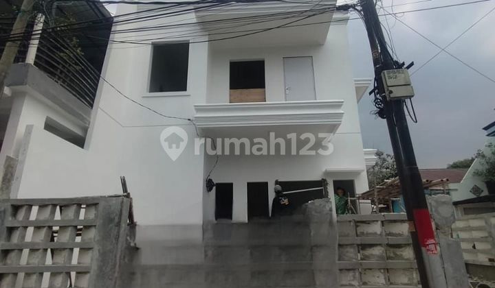 House in Pondok Kelapa Housing Complex, East Jakarta 2