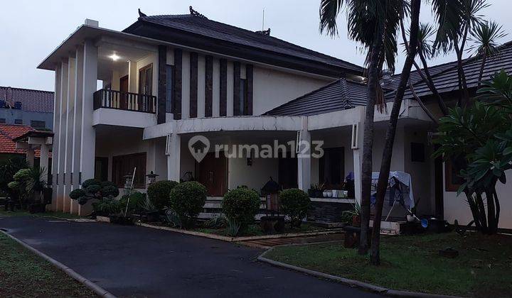 Rumah Elegant Dengan Tanah Luas Cocok Buat gedung Pertemuan Pondok Gede  1