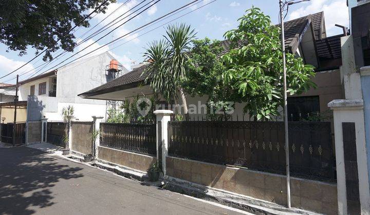 Rumah Secondary Akses Bagus Area Tebet Barat 2