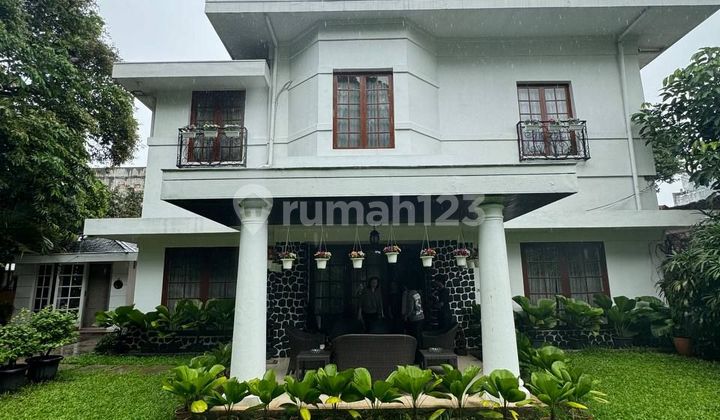 Rumah Dengan Tanah Luas Area Menteng Jakarta Pusat 1