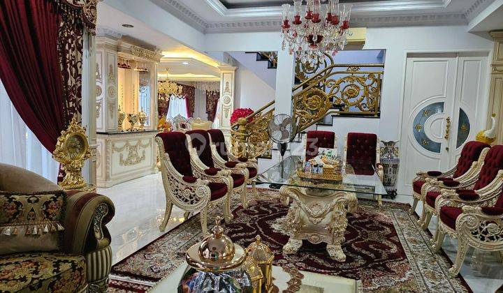 Rumah Mewah Di Jual Full  Furnished Dalam Komplek Elite  Bekasi 2