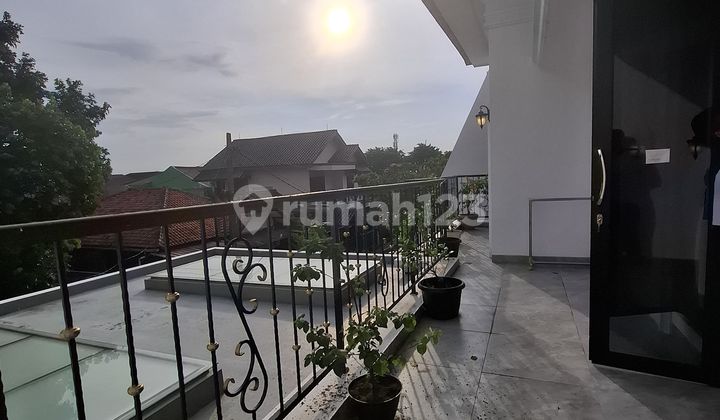 Di Jual Rumah Non Komplek Area Duren Sawit Siap Huni Jakarta Timur 2