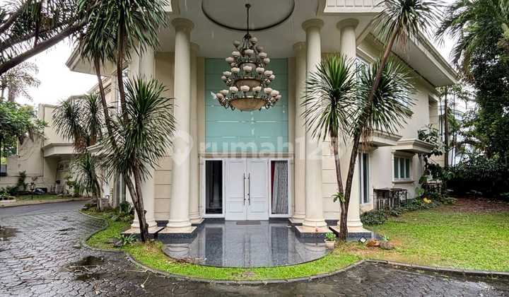 Di Jual Rumah Modren Classic Area Pondok Indah 