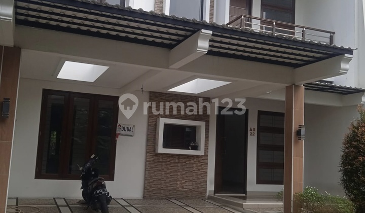 Rumah Baru Area Pesona Khayangan Siap Huni Depok Jawa Barat