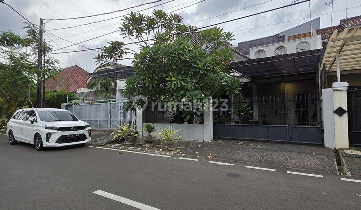 Rumah Secondary Area Favorit Duren Sawit Jakarta Timur 1