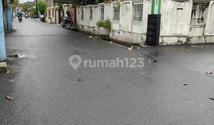 Di Jual Rumah Hanya Hitung Tanah Posisi Hook Ciracas Jakarta Selatan