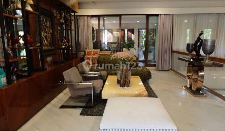 Rumah Mewah Area Pakubowono Kebayoran Baru Jakarta Selatan 2