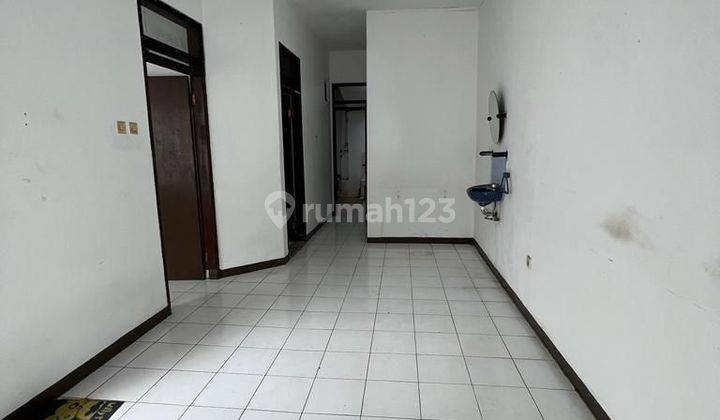 Dijual cepat rumah di Taman Holis Indah 1 1