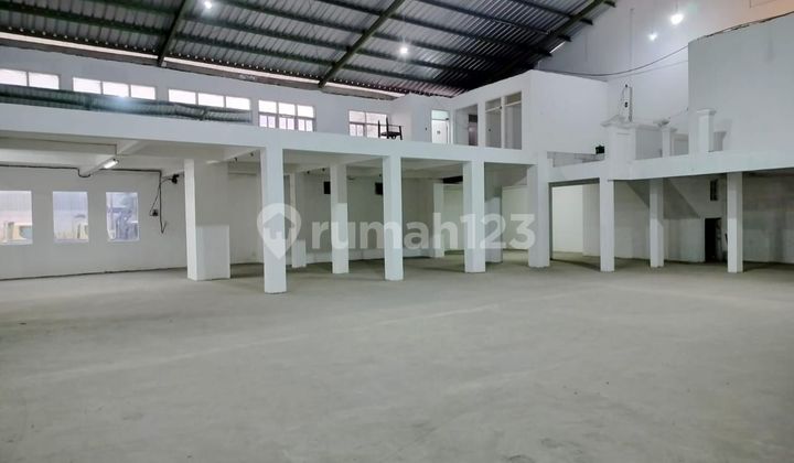 For rent new warehouse main road in Soekarno Hatta For rent new warehouse main road in Soekarno Hatta