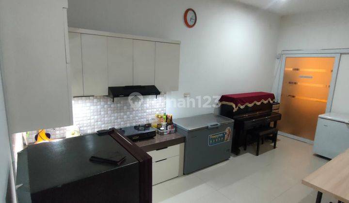 Dijual ruko 3 lantai di Taman Kopo Indah 1 1