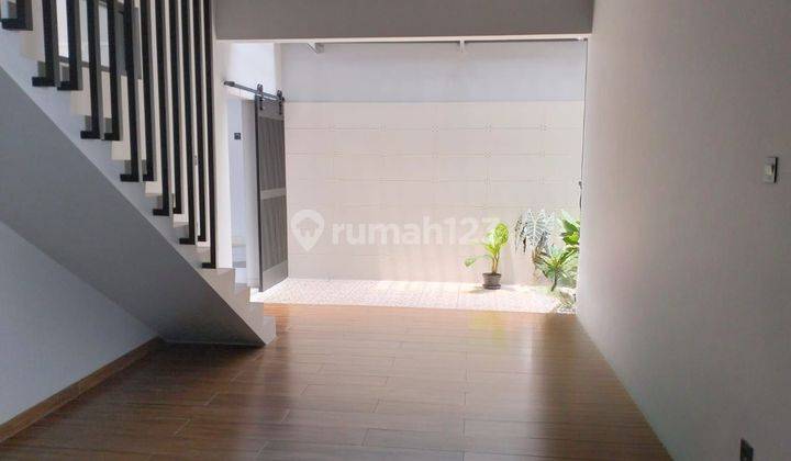 Dijual rumah baru 2 lantai di area Cigadung 1