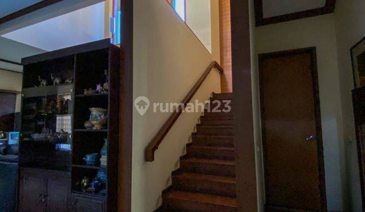 Dijual rumah bagus 2 lantai di area Turangga 2