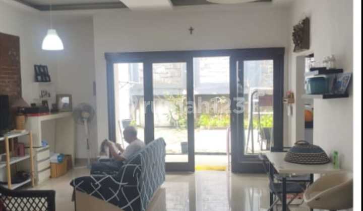Disewakan Rumah Minimalis Di Cihanjuang Semi Furnished 2