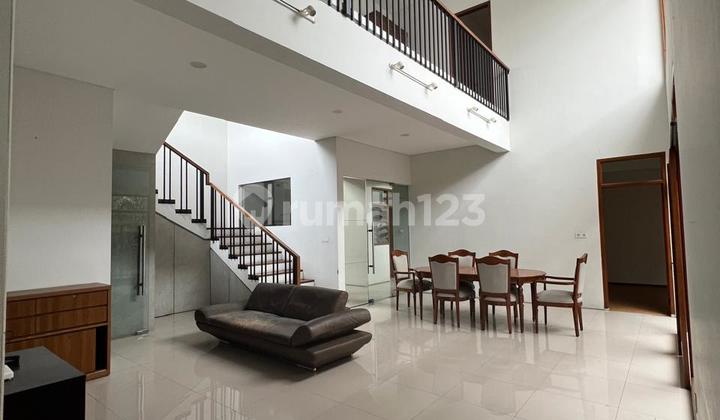 Disewakan Rumah Siap Huni di Singgasana Murahhhh