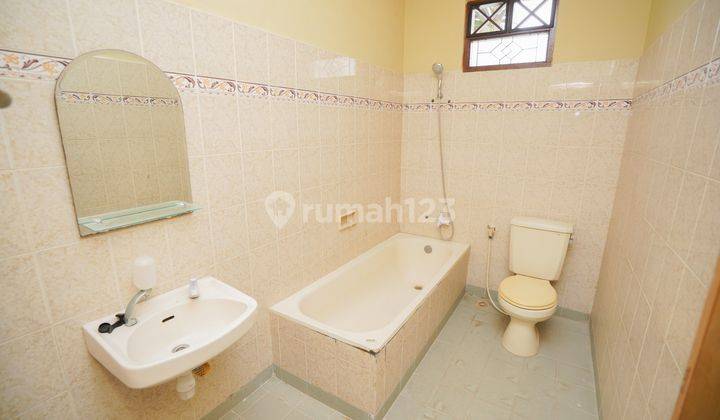 Rumah Luas 2 Lantai Harga Nego di Grand Depok City Siap Huni Ready Furnished  9