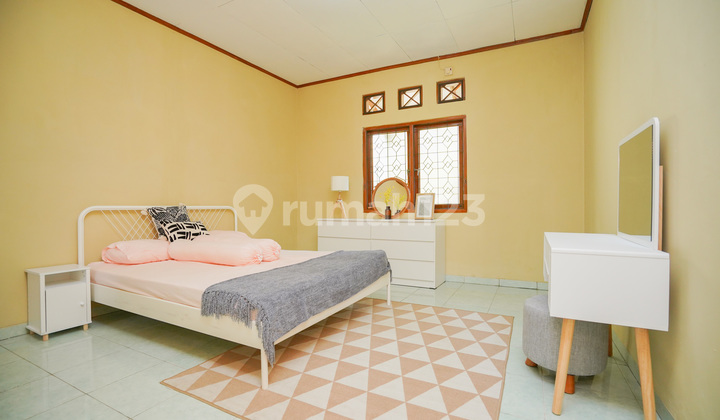 Rumah Luas 2 Lantai Harga Nego di Grand Depok City Siap Huni Ready Furnished  10