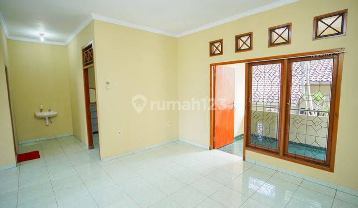 Rumah Luas 2 Lantai Harga Nego di Grand Depok City Siap Huni Ready Furnished  18