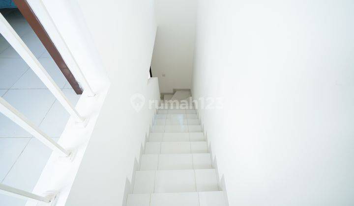 Rumah Strategis Harga All In Kpr di Cluster The Spring Tangsel  15