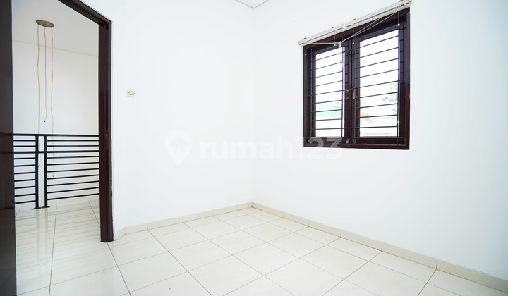 Rumah Strategis Harga Nego Siap Kpr di Juanda Green Residence  12