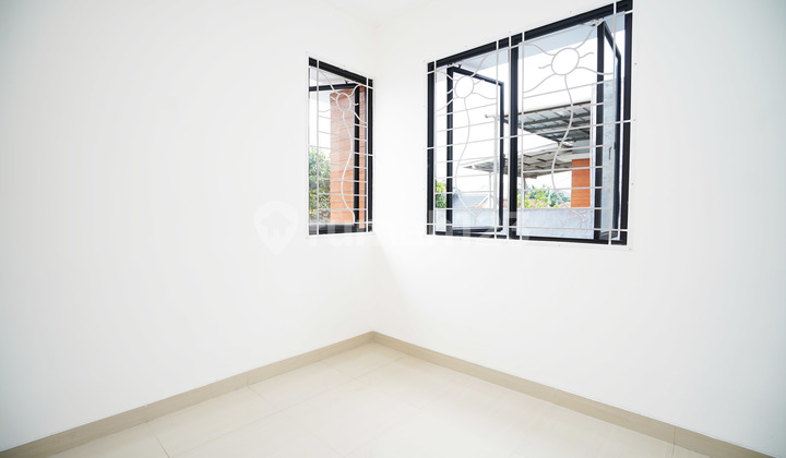 Rumah Luas Harga Nego Bisa Kpr Dekat Park Sawangan di Akasia Terrace  13
