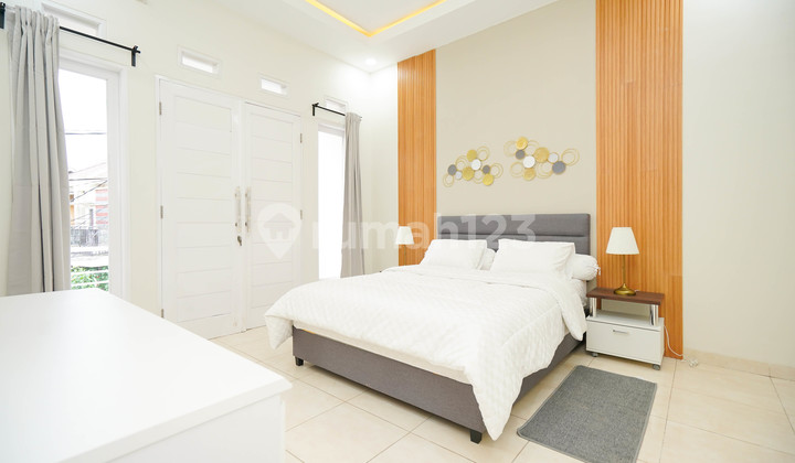 Rumah 2 Lantai Luas Dekat Mall Trans Studio Cibubur Bisa Nego 10