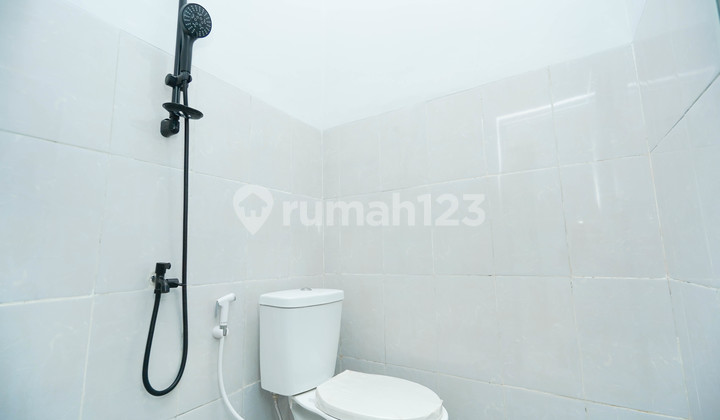 Rumah Strategis Harga All In Dekat Rs Taman Harapan Baru Siap Kpr 10