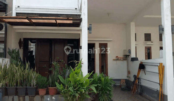 Rumah Dijual Di Bekasi Kota Siap Huni Bisa Kpr J13731 1