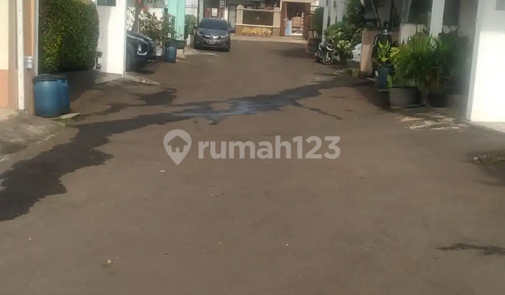 Rumah Dijual Di Bekasi Kota Siap Huni Bisa Kpr J13731 2