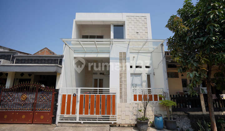 Rumah Dijual Di Grand Wisata Bekasi Siap Huni Bisa Kpr J17206 2
