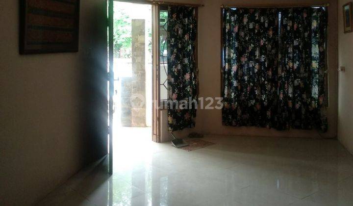 Rumah 2 Lt Hadap Selatan Bebas Banjir 9 menit ke Green Walk Mall Bekasi J18161 2