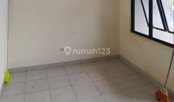 Rumah dekat Metropolitan Mall Cibubur Hadap Utara J18293 2