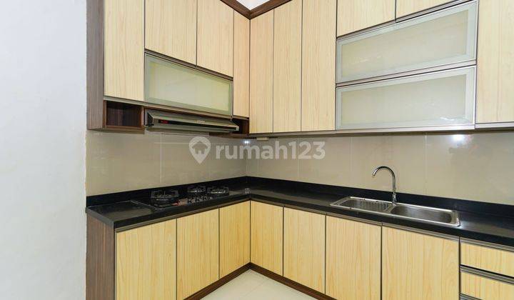 Rumah 2 Lt Free Renov di Belakang Transmart Graha Raya Dibantu KPR J22852 11