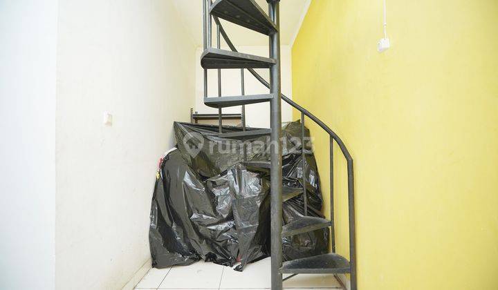 Rumah Strategis Harga Nego Bisa Kpr di Legenda Wisata Zona Vivaldi 16