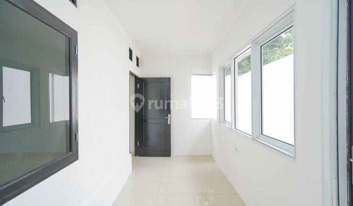 Rumah Strategis Ready Furnished di Vila Nusa Indah Harga Nego Bisa Kpr 9