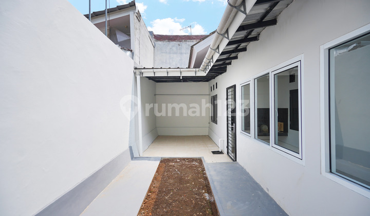 Rumah Strategis Ready Furnished di Vila Nusa Indah Harga Nego Bisa Kpr 14