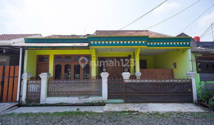 Rumah 2 Lantai di Tangerang Selatan Dekat Pusat Belanja J16368 1